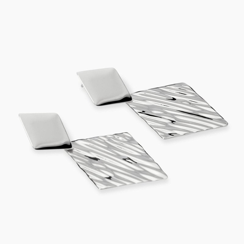 Orecchini con pendenti martellati - 861057