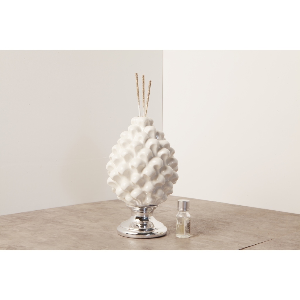 Profumatore pigna, simbolo portafortuna e di rigenerazione - 23195 Profumatore pigna, simbolo portafortuna e di rigenerazione - 23195