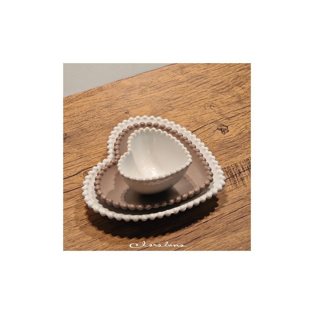 Set 3 piattini cuore piccolo bianco, medio tortora e grande bianco. - tris13