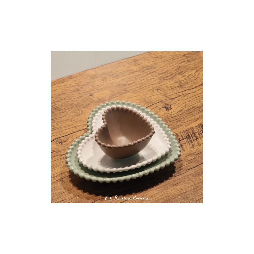 Set 3 piattini cuore piccolo tortora, medio bianco e grande verde. - tris6