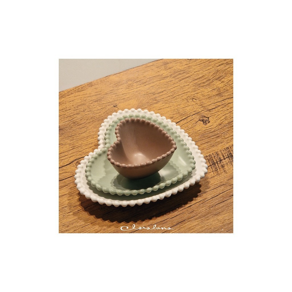 Set 3 piattini cuore piccolo tortora, medio verde e grande bianco - tris9