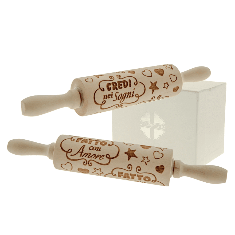 Qfcamus mattarello 2 soggetti assortiti cm. 29 con scatola - qfc765 - qfc765