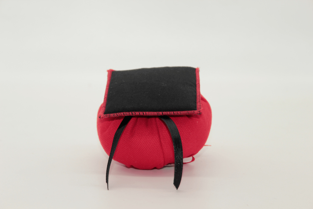 Puff tondo cappello laurea 9x5,5 - 091842