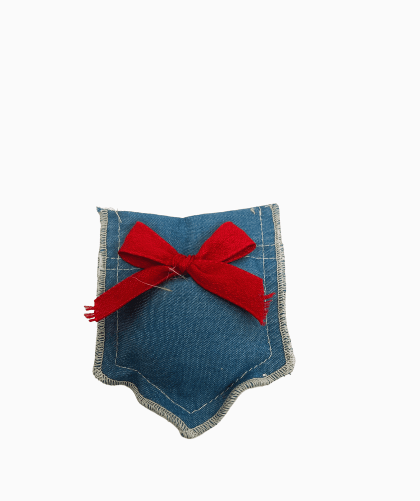 Tasca in jeans con fiocco rosso 7,5x9 - 091983+14