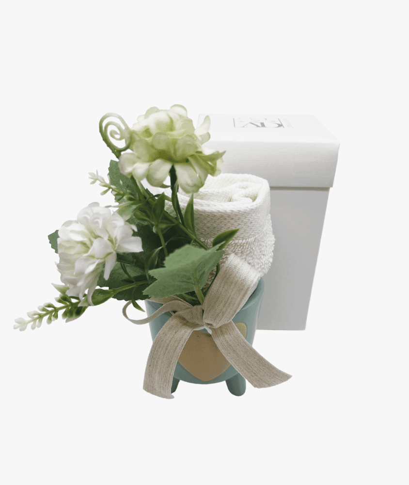 Vasetto cuore c/pied +decoraz+sc94 7,5x8 + tag - b9201+a7