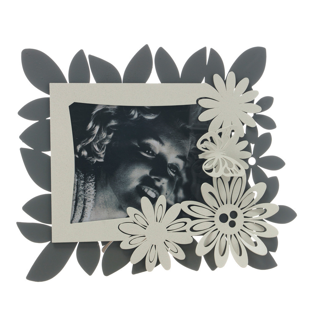 Cornice portafoto con margherite grande - 0pf3803c150 Cornice portafoto con margherite grande - 0pf3803c150