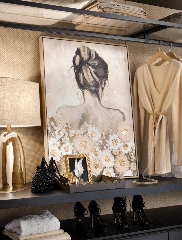 Quadro donna con fiori cm. 73x103 (70x100) - d19027