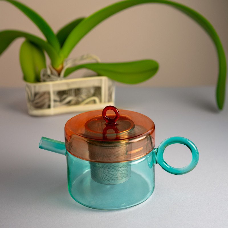 Teiera in vetro borosilicato con manico colorato ad anello. Capacità 800 ml. Colore rosso e azzurro - wd649az