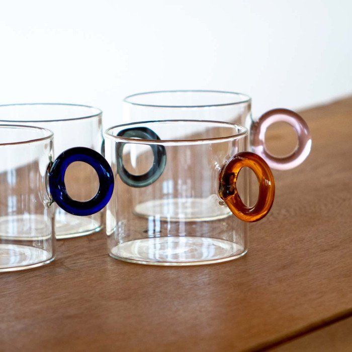 Set 4 tazze in vetro borosilicato con manico ad anello. Capacità 300 ml. - wd653