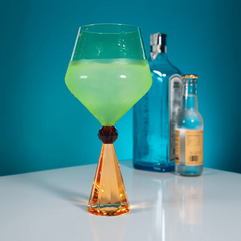 Calice per gin tonic in vetro con base effetto diamante. Colore arancione e verde. - wd902ar