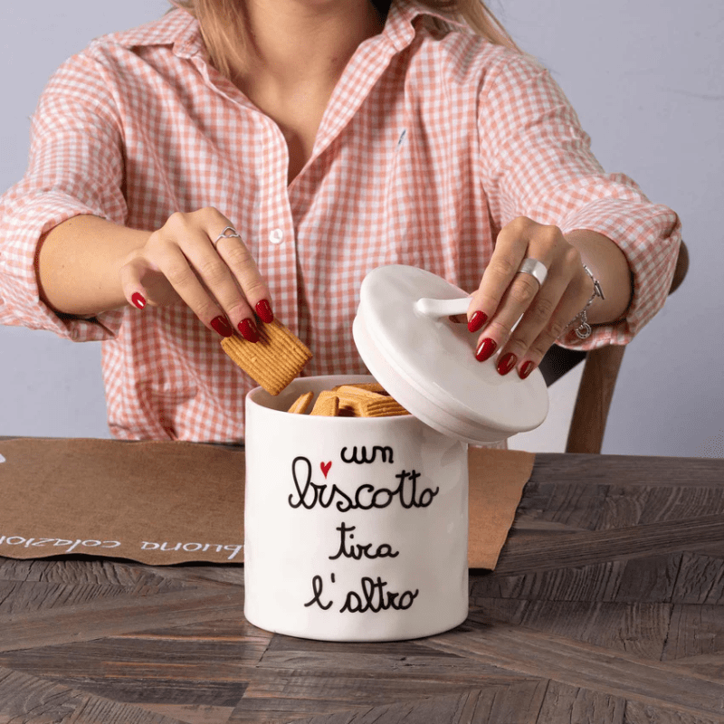 BARATTOLO 16CM UN BISCOTTO TIRA L'ALTRO - 10010684 BARATTOLO 16CM UN BISCOTTO TIRA L'ALTRO - 10010684