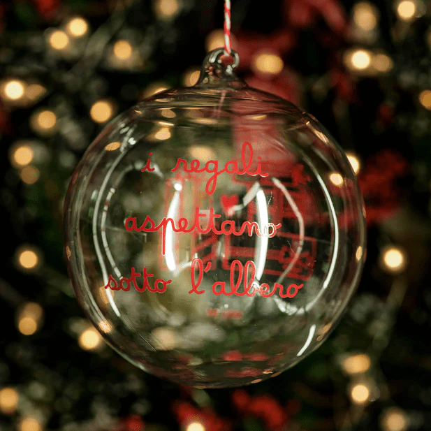 PALLINA 15CM I REGALI ASPETTANO SOTTO L’ALBERO ROSSO - 10012765